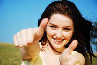 bob真人体育欢迎你 痛い手首をこすりながら、彼は彼に言った：私はあなたに何のために嘘をついているのですか？職人の地位が上がる日が待ち遠しいから